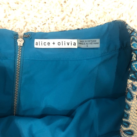 Alice + Olivia skirt - Picture 2 of 2